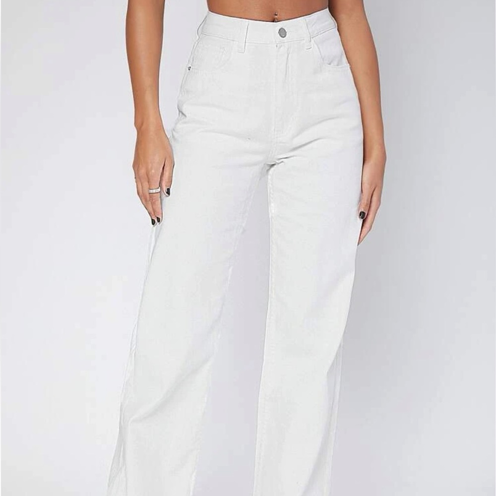 White mom jeans!